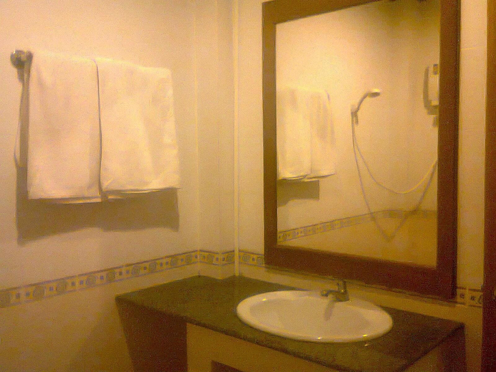 Mr. Black Resort Hatrin Kültér fotó